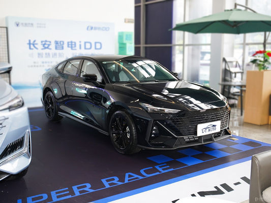 2024 Чанган UNI-V 2.0T бензиновый 4WD Drive транспортное средство высокоскоростное умное подержанное авто