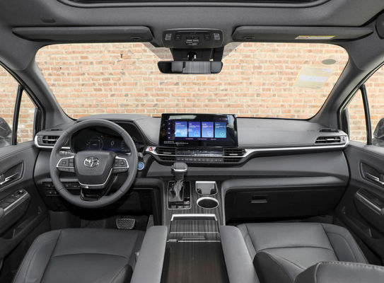 2024 Toyota Sienna Большой Mpv Сидящий Диван Электрическое транспортное средство с гибридной силовой установкой на четырех колесах