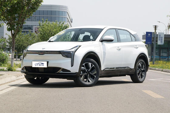 Опыт будущего транспорта с Hozon Neta U Intelligent Luxury SUV