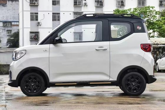 100% электрический мини-электромобиль Wuling с максимальной скоростью 100 км/ч и колесной базой 2010 мм