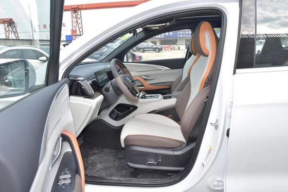 Серый BYD EV с дальностью 71 км и максимальной скоростью 170 км / ч 2024 Модель SONG Pro Champion