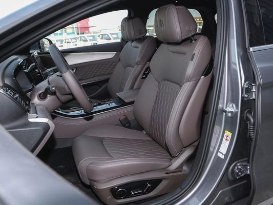 BYD Han Электромобиль 715 км Долгая выносливость 4995 * 1910 * 1495 185 км / ч Максимальная скорость высокого класса EV