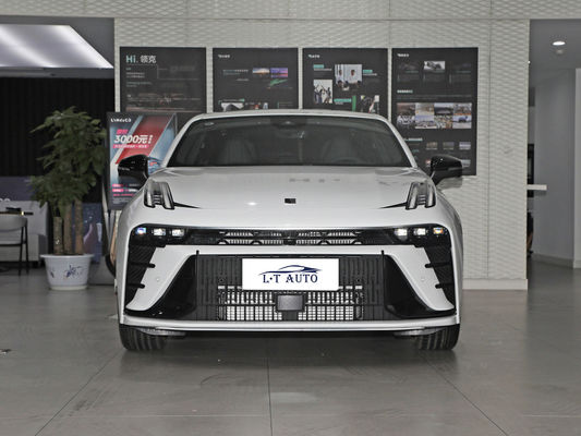 Lynkco 03 2.0 Турбонаддувный спортивный седан 4684x1843x1460 Силиндры 4 Высокоинтеллектуальный