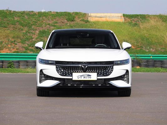 Voyah Chasing Light 4WD Ультра длинный срок службы батареи Ланту Чжугуанг конец Чистый электрический автомобиль