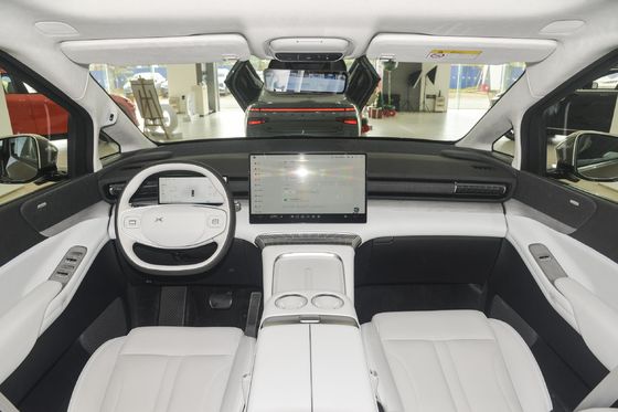 Большой семейный MPV Xpeng X9 Electric 702KM NEDC Ultra Long Range 7-местный энергетический автомобиль
