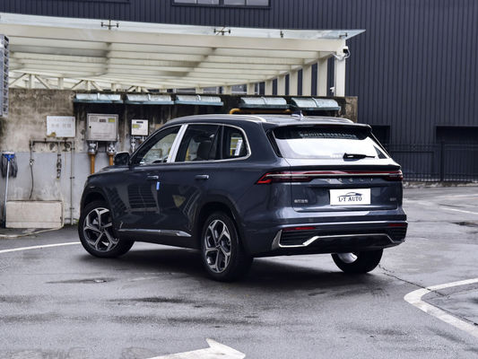 Многофункциональный руль и 50-80 литровый топливный бак Geely Xingyue L Compact SUV