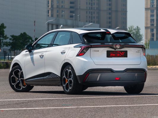 125 кВт MG 4 EV AWD 4WD 425 км 520 км Электрическое транспортное средство с временем быстрой зарядки 0,47 ч и 1