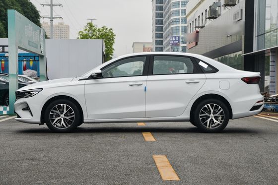 s Модель 2024 Geely 5-местный Седан 1.5l 1.8l бензиновый бензиновый Седан с турбомотором