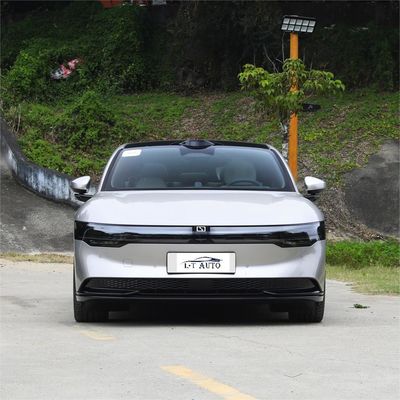 870KM Чистый электрический круизный диапазон Geely ZEEKR 007 AWD версия Автомобиль высокой скорости