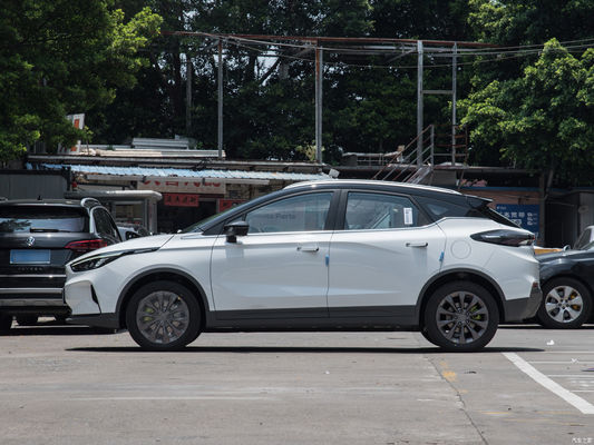 Geely Geometry C EV SUV Автомобиль Быстрое время зарядки 0,63 ч Левая руля Водитель руля