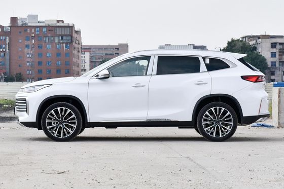 2023 2024 Exeed VX SUV с турбомотором и трехэкранным дисплеем высокой конфигурации