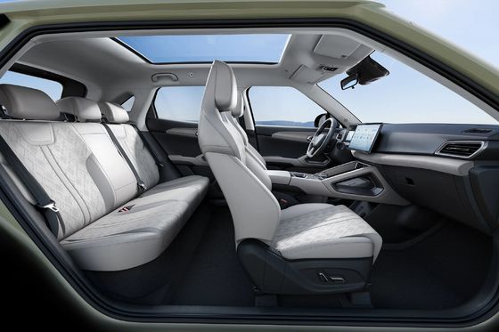 Длинная дальность BYD Электромобиль Юань УП внедорожник Левое рулевое управление Малый электромобиль Чистый электрический 401 км дальность