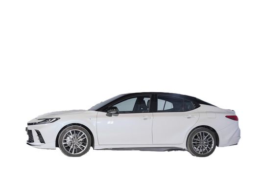 Гибридный бензин Toyota Camry Седан Евро VI Стандарт выбросов 2024 Транспортные средства 0 км Подержанный автомобиль