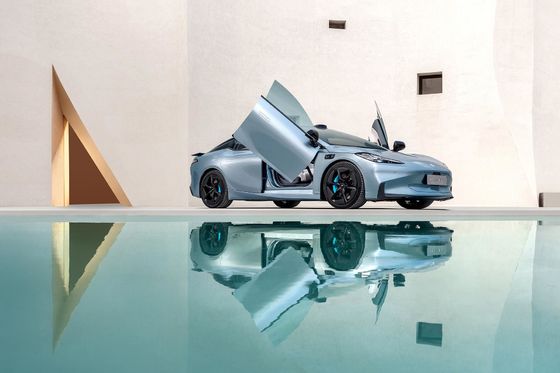 Чистый электрический спортивный автомобиль 2024 Гипер GT ножницы двери 4-дверные 5-местные RWD роскошный высокоскоростной спортивный EV CAR