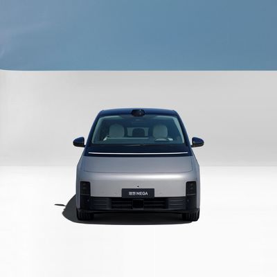 Lixiang Mega 7-местный MPV 4WD Чистый электрический автомобиль с максимальной мощностью 400 кВт 5350x1965x1850