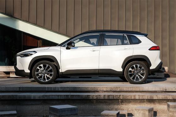 2023 Toyota Corolla Cross 2.0L CVT Гибридный бензиновый автомобиль с пробегом 75001-100000 миль