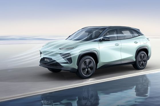 Ознакомьтесь с будущим вождения с 2024 Chery EQ7 5-местным внедорожником и литийным аккумулятором