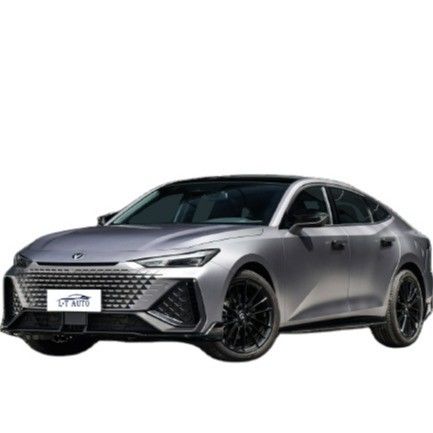 5-местный Чанган UNI-V Седан 2023 2024 1.5T 2.0T UNI-V Бензиновый автомобиль в пределах вашего бюджета