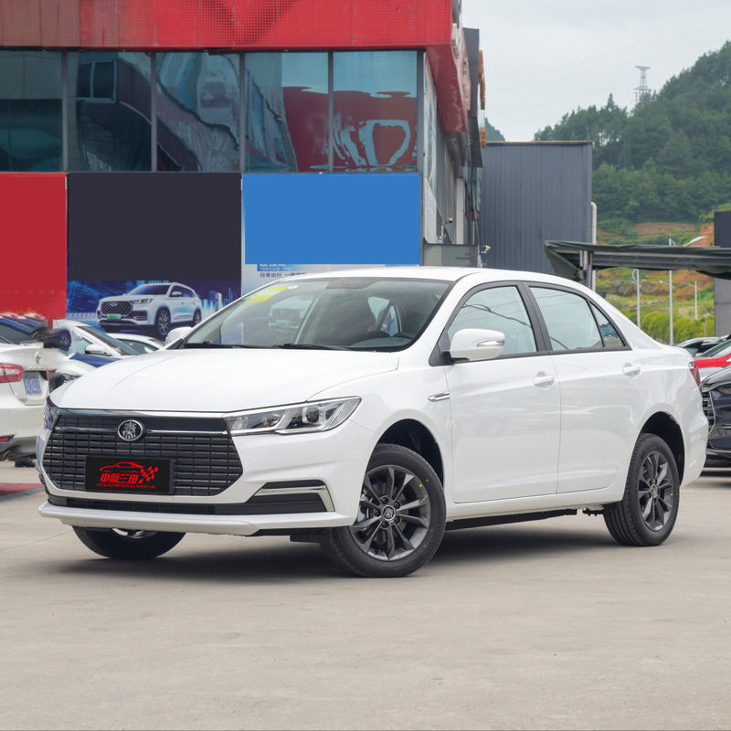 BYD Qin EV Левоугольный Седан на 100% Электрическое топливо Быстрое время зарядки 1.3h Сделано