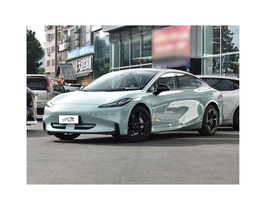 2024 Китайский супер седан EV Автомобиль Максимальная мощность 340PS Максимальный крутящий момент 430Nm Большое значение